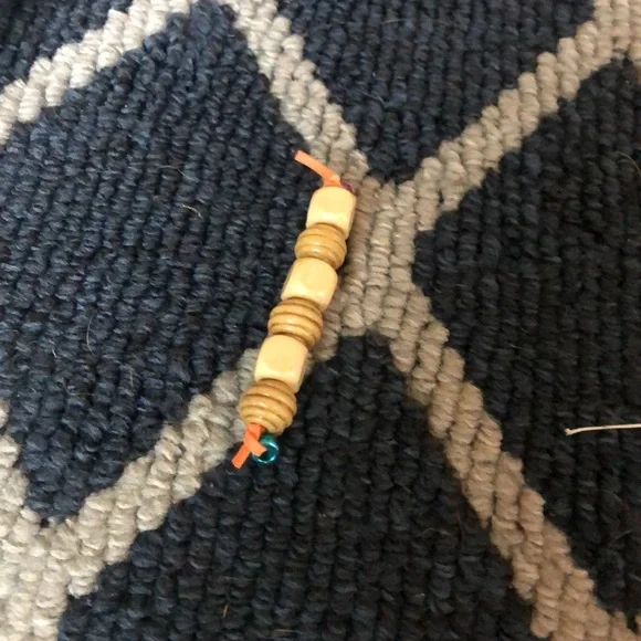 Bracelets - Picture 8 of 17